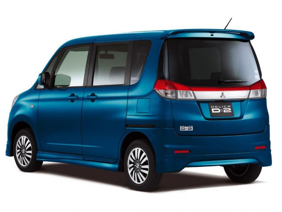  Mitsubishi Delica D:2 2011 года  (фото 3 из 5)